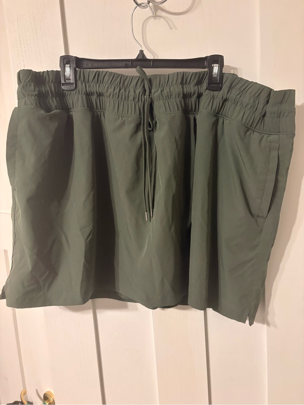 tek gear Olive Green Women’s Skort with Drawstring Waist